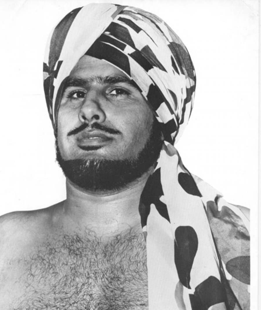 Black And White Picture Of Tiger Jeet Singh