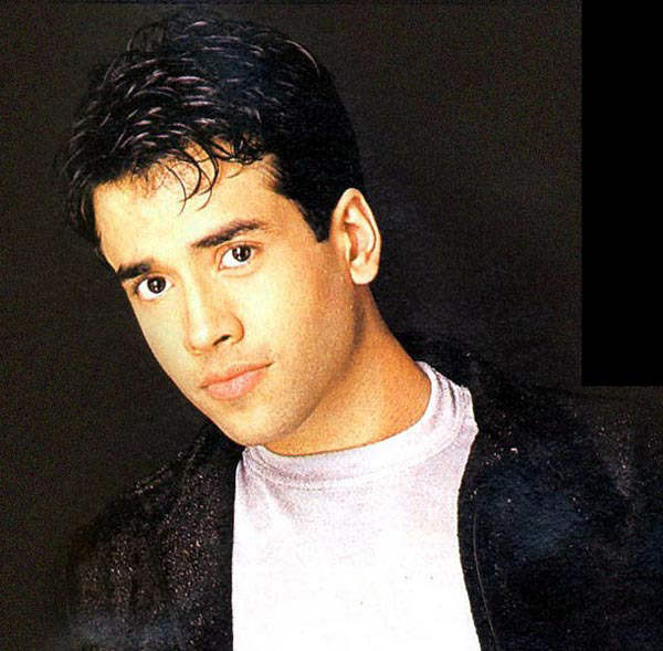 Old Picture Of Tusshar Kapoor