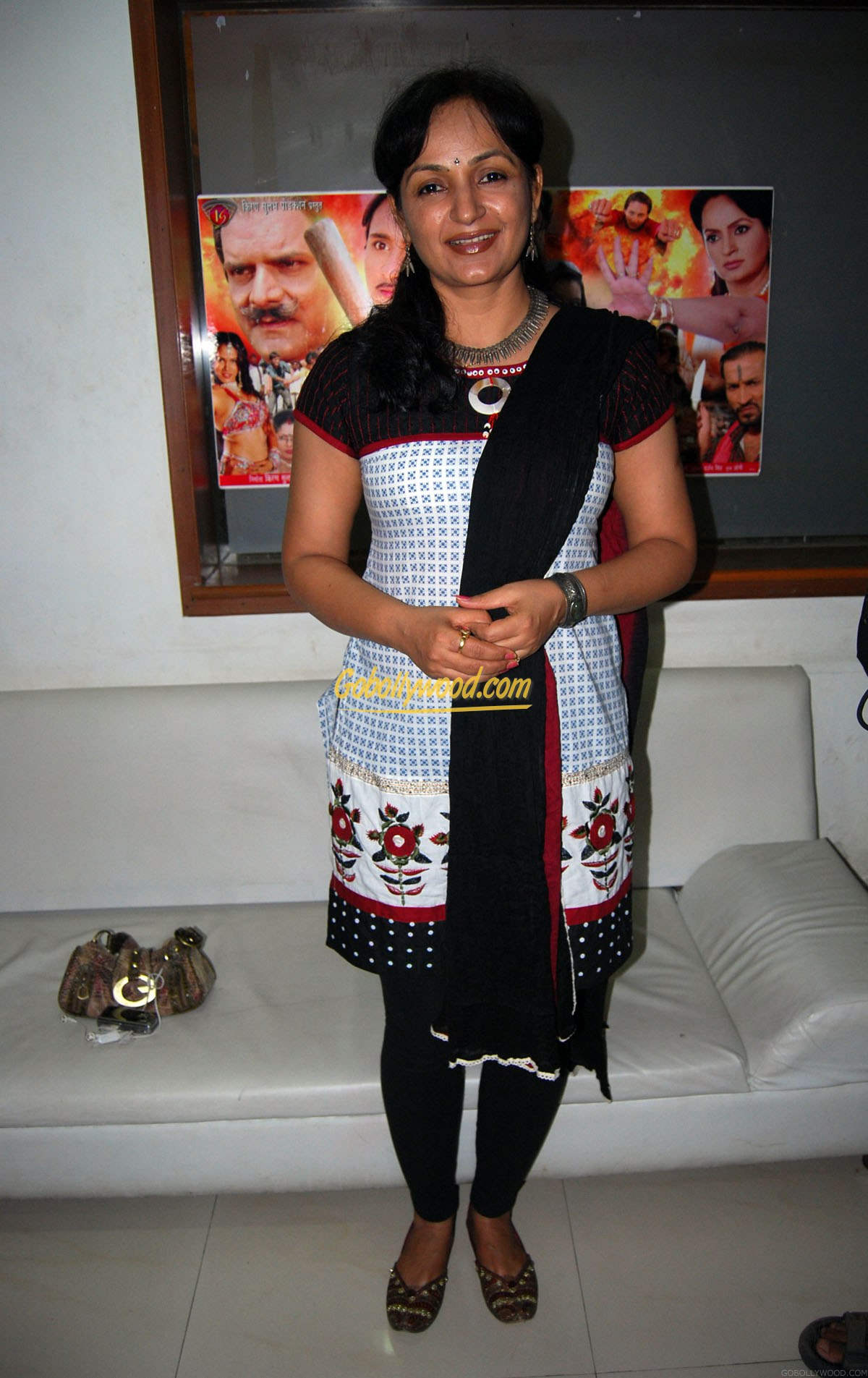 Upasna Singh Wearing Indian Dress