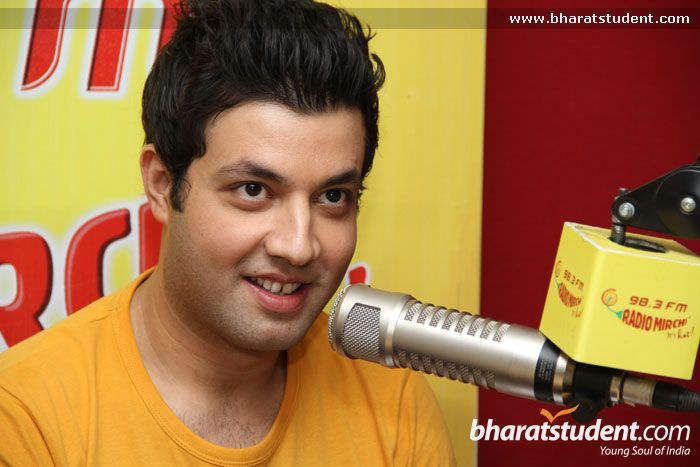 Varun Sharma At Radio Mirchi Station