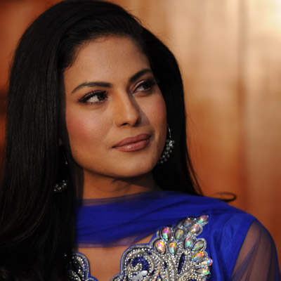 Veena Malik Looking Awesome