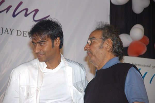 Veeru Devgan With Ajay Devgan
