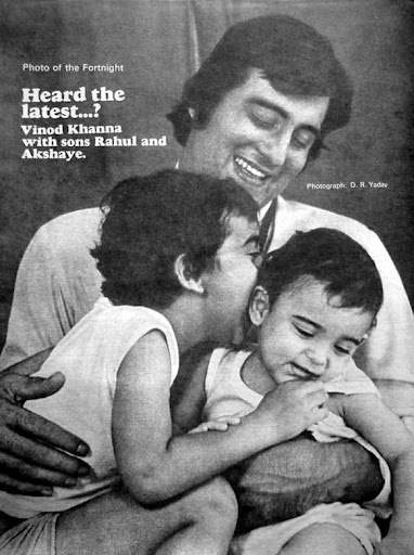 Vinod Khanna With His Sons