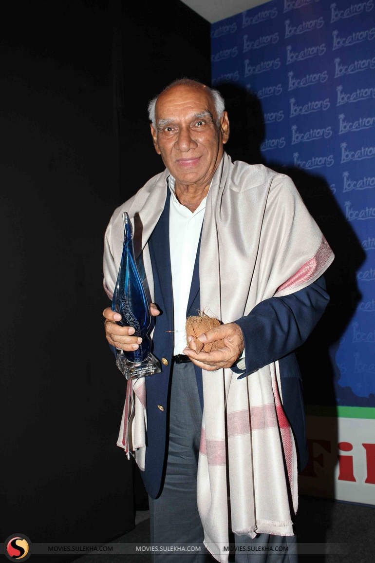 Yash Chopra Honored With Award