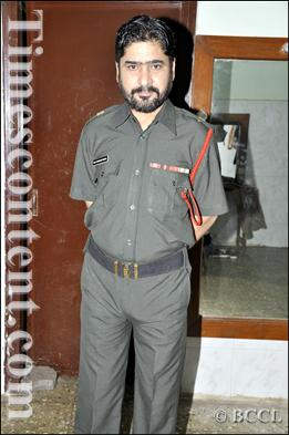 Yashpal Sharma As Police Officer