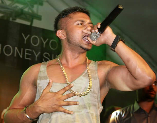 Yo Yo Honey Singh During His Performance