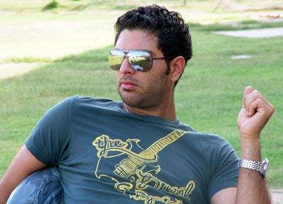 Yuvraj Singh Wearing Sunglasses
