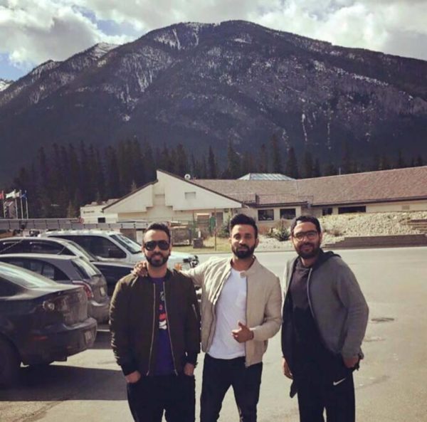 Dilpreet Dhillon With Friends