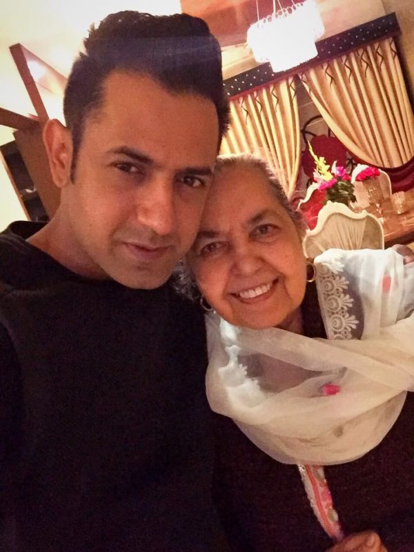 Gippy Grewal With Mother