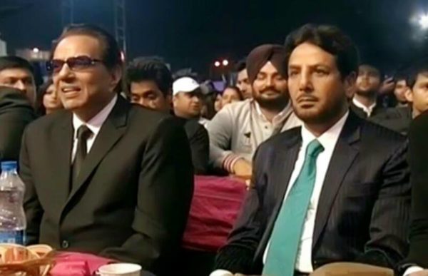 Gurdas Maan With Dharmendar At Ptc Punjabi Awards