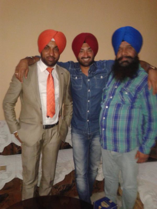 Gurkirpal Surapur With Harjit Harman And Friend