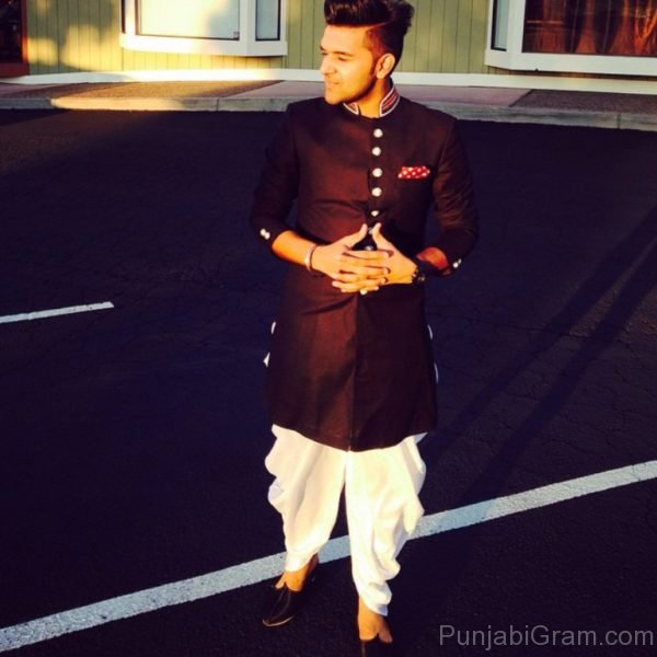 Guru Randhawa In Indian Dress-013