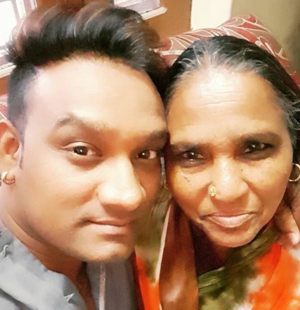 Master Saleem Selfie With Mother