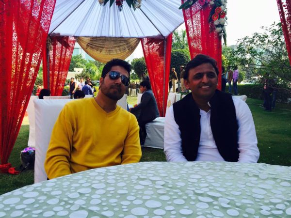 Mika Singh With Akhilesh Yadav CM