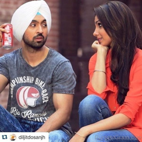Monica Gill With Diljit-070