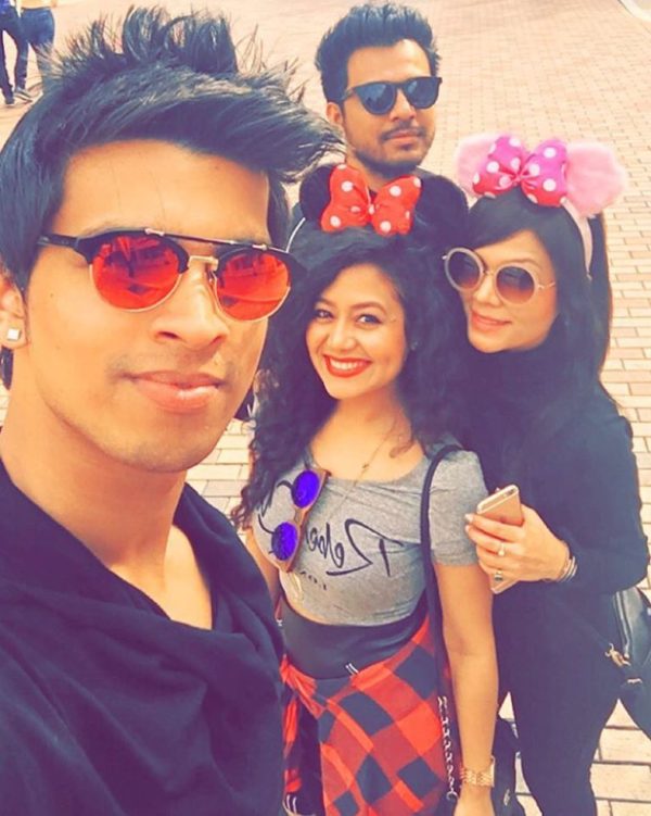 Neha Kakkar Selfie With Friends-076
