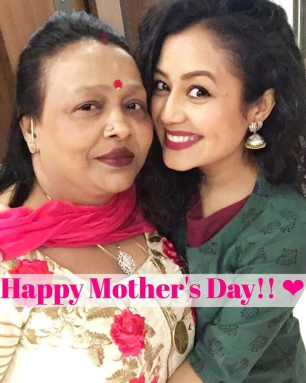 Neha Kakkar With Her Mother-125