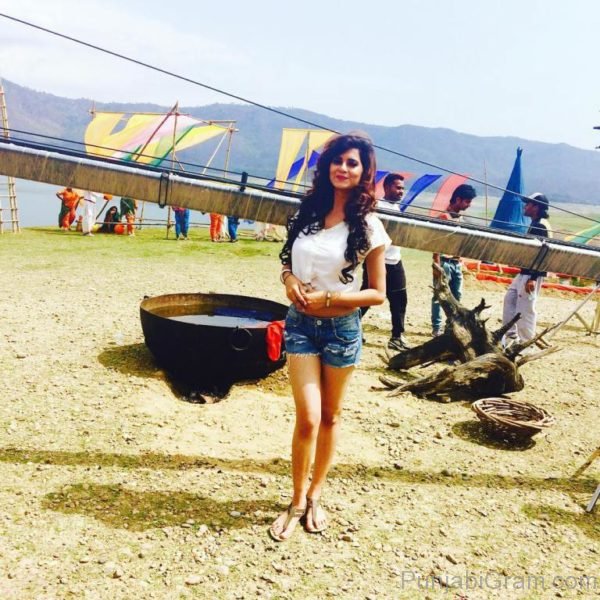 Picture Of Aakanksha Looking Charming-33301