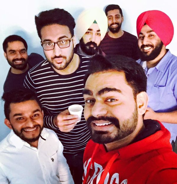Prabh Gill Seflie With Friends