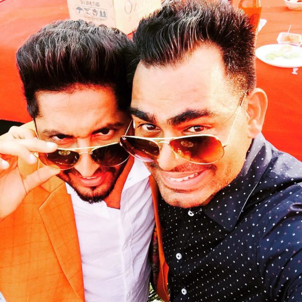Prabh Gill Taking Selfie With Jassi Gill