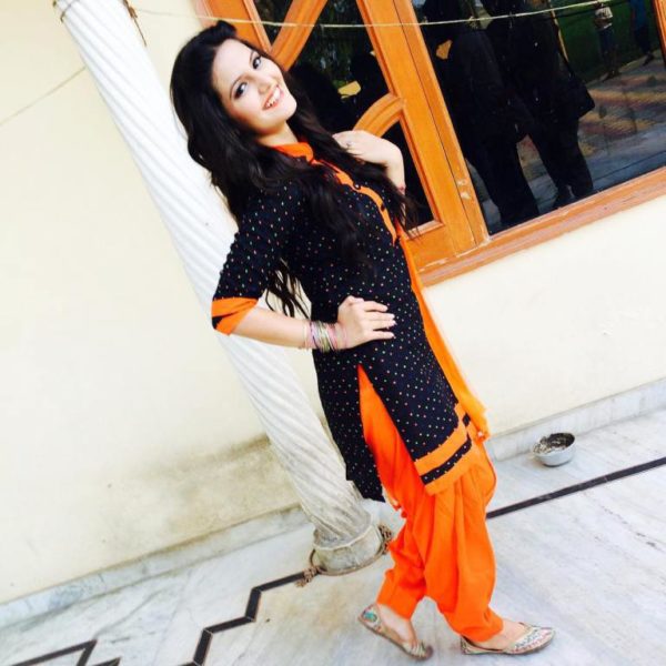 Punjabi Actress Tanvi Nagi Pic--06