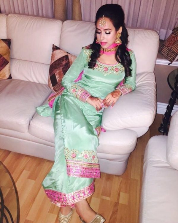 Sunanda Sharma Wearing Green Outfit-161