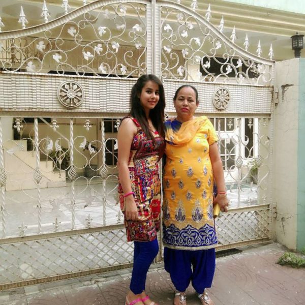 Sunanda Sharma Wearing Pajami Suit -400