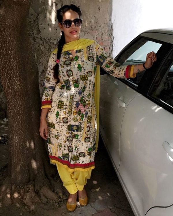Sunanda Sharma Wearing Printed Salwar Suit-335