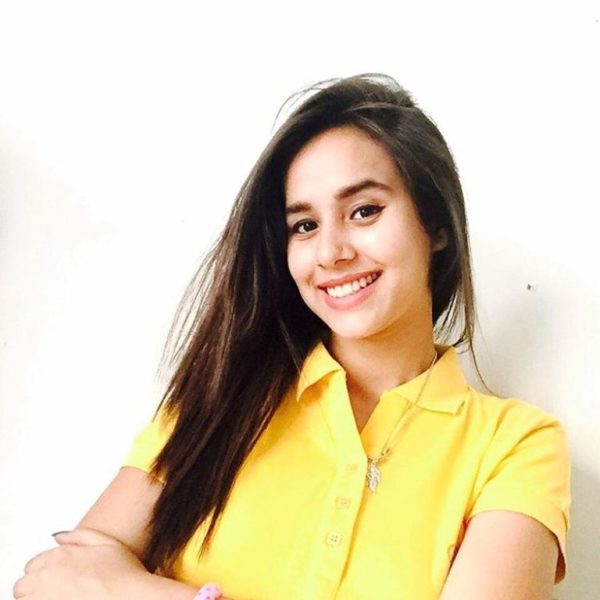 Sunanda Sharma Wearing Yellow Shirt-016