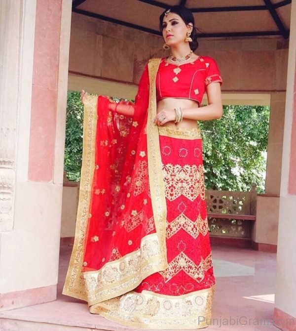 Ginni Kapoor In Indian Dress-101