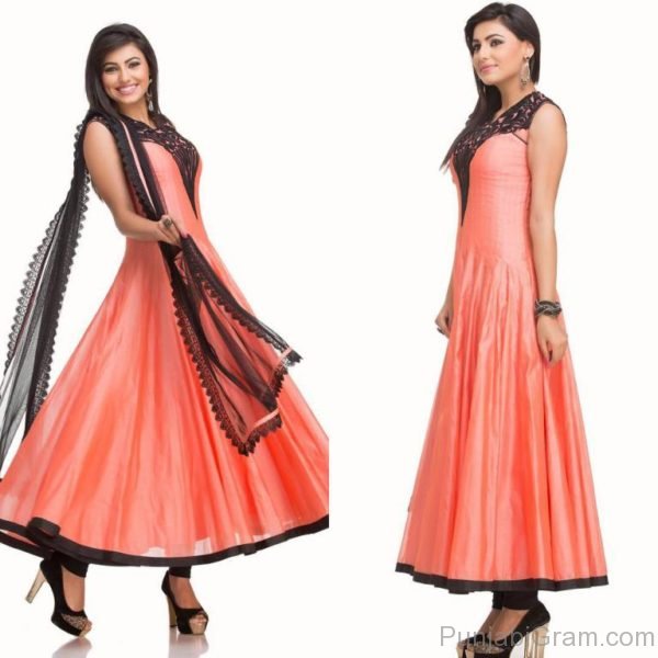Ginni Kapoor In Pink Dress-035