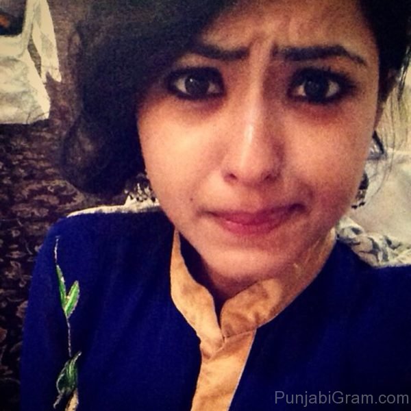 Photo Of Sweet And Cute Simi Chahal -00034