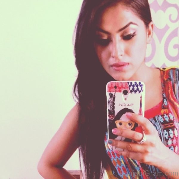 Picture Of Nice  Simi Chahal -00355