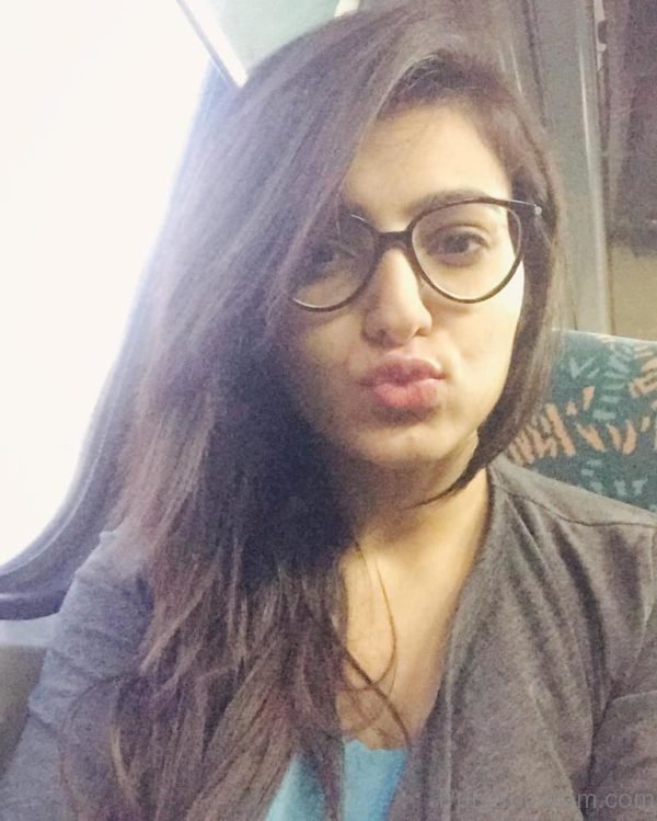 Pout Image Of Ginni Kapoor-228