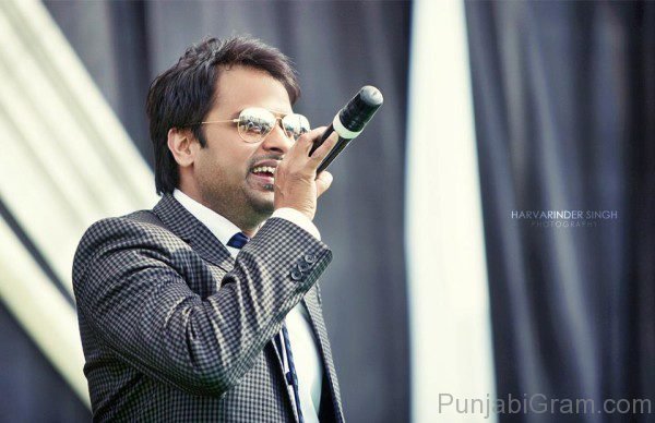 Amrinder gill live concert in canada