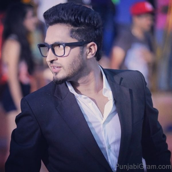 Jassi Gill In Formal Look-600