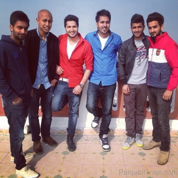 Jassi Gill With Friends-503