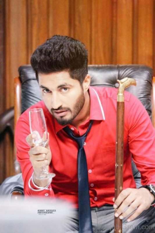 Jassi gill looking coo