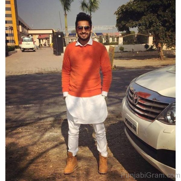 Pic Of Jassi gill in chandigarh