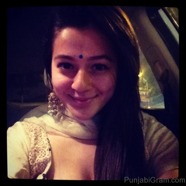 Picture Of Classy Priyal Gor-441