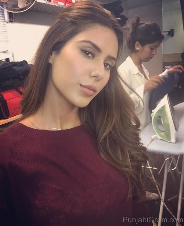 Picture Of Sonam Bajwa Looking Beauteous-127