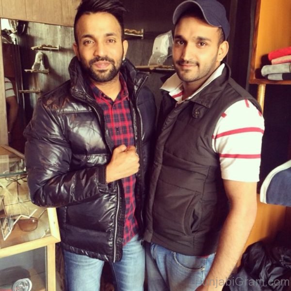 Image Of Dilpreet Dhillon Looking Nice 512
