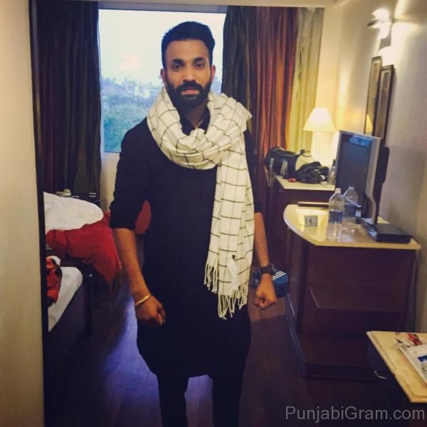 Image Of Dilpreet Dhillon Looking Smart 071
