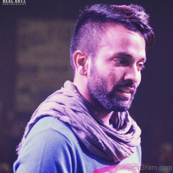 Image Of Good looking Dilpreet Dhillon 531