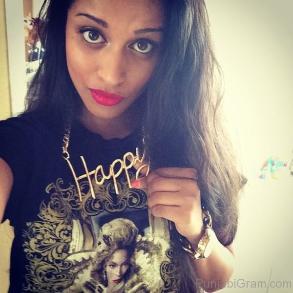 Image Of Lilly Singh Looking Pretty 1