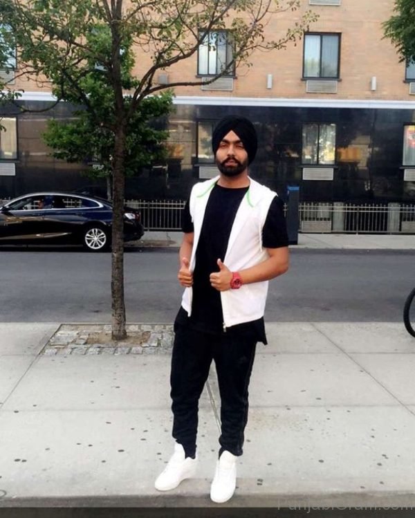 Photograph Of Ammy Virk Looking Nice 468