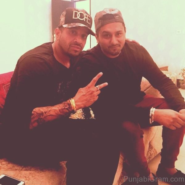 Photograph Of Personable Jazzy B 809