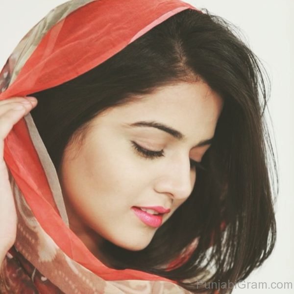 Photograph Of Punjabi Actress Wamiqa Gabbi 007