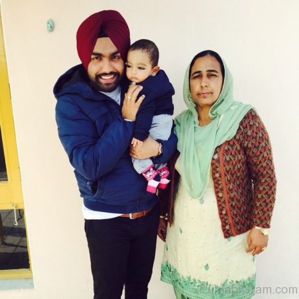 Pic Of Good looking Ammy Virk 809