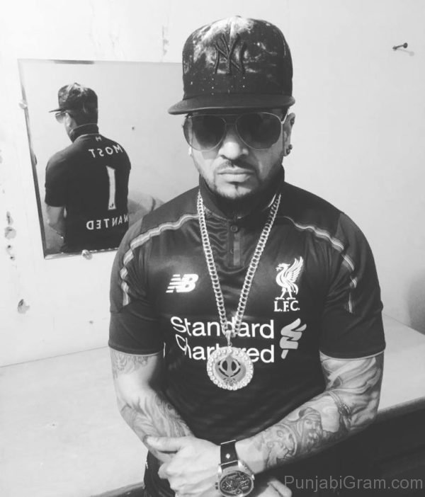 Pic Of Jazzy B Looking Handsome 123